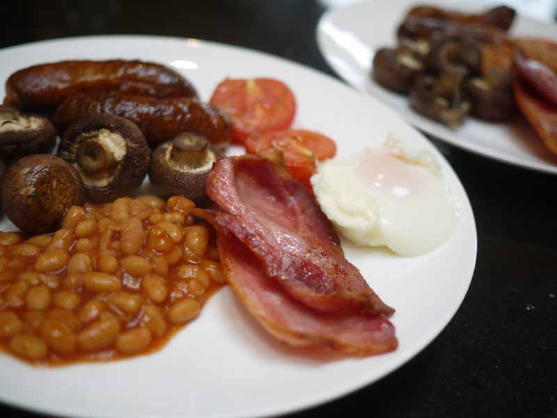 The Easiest Ever Full English Breakfast