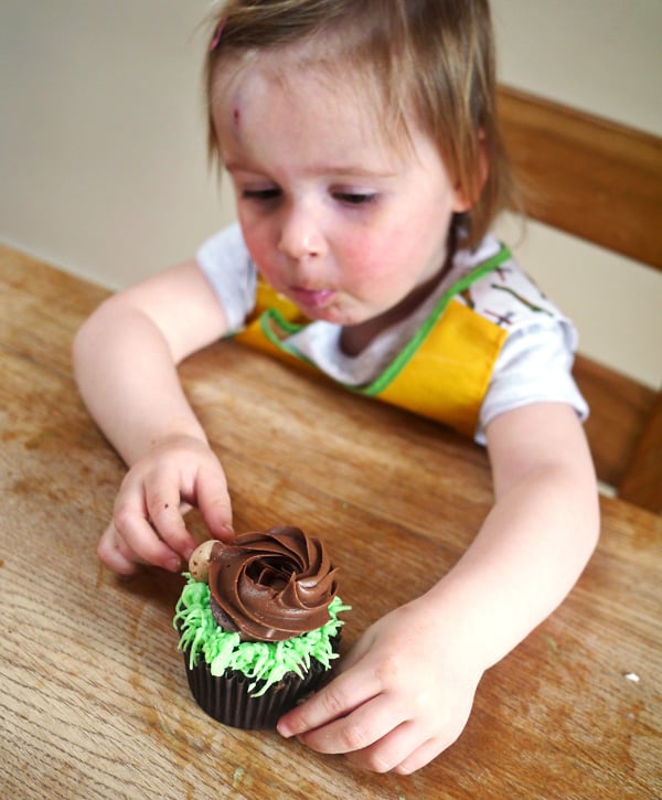 Easter Chocolate Nest Mini Egg Cupcakes - Kids Cooking