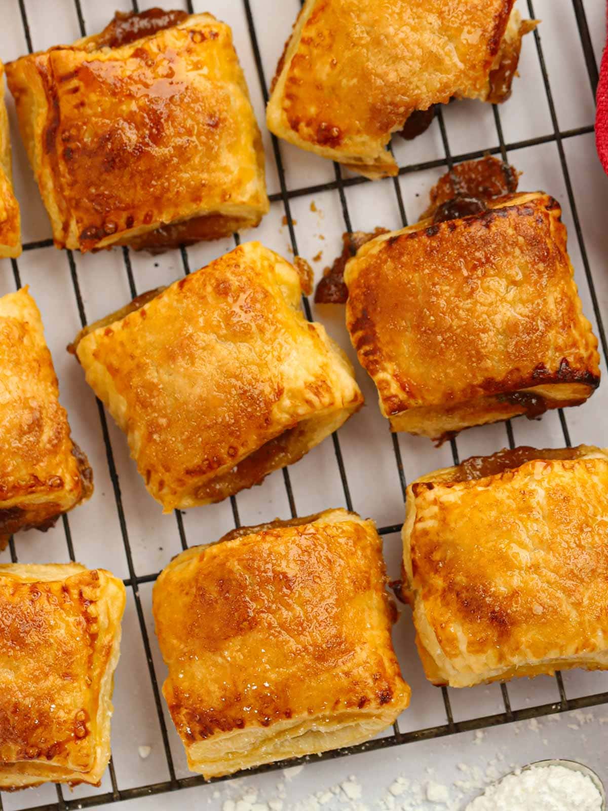 Puff pastry pies for Christmas