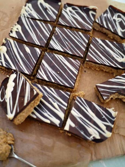 Peanut Butter Bars {with Chocolate Crunch Topping}