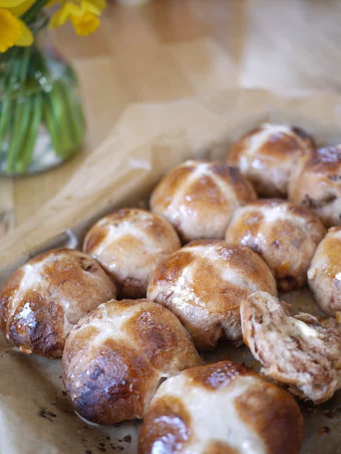 Chocolate Orange Hot Cross Bun - A delicious teatime treat for Easter, a twist on the original and a really fun bake over the spring holiday period. | http://www.TamingTwins.com