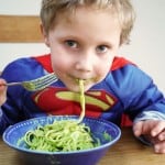 Superhero Hidden Vegetable Pasta Sauce - This may not turn you into Superman, but it reminds us of The Hulk and packed with hidden veggies, that's a superpower right?! A brilliant kids meal for fussy eaters. (Ssshh.. Secretly packed with cauliflower, broccoli and spinach!) | TamingTwins.com