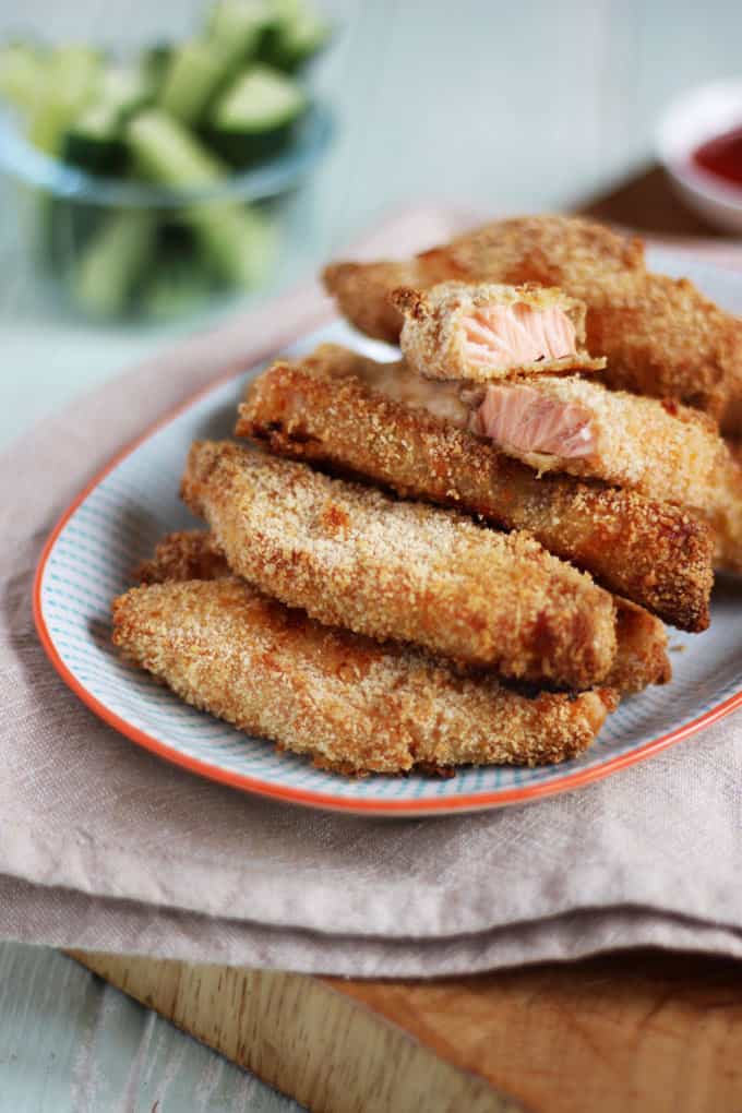 Easy peasy home made salmon fish fingers. Goujons of Norwegian salmon, breaded and oven baked, not fried, for a simple, healthy family supper.