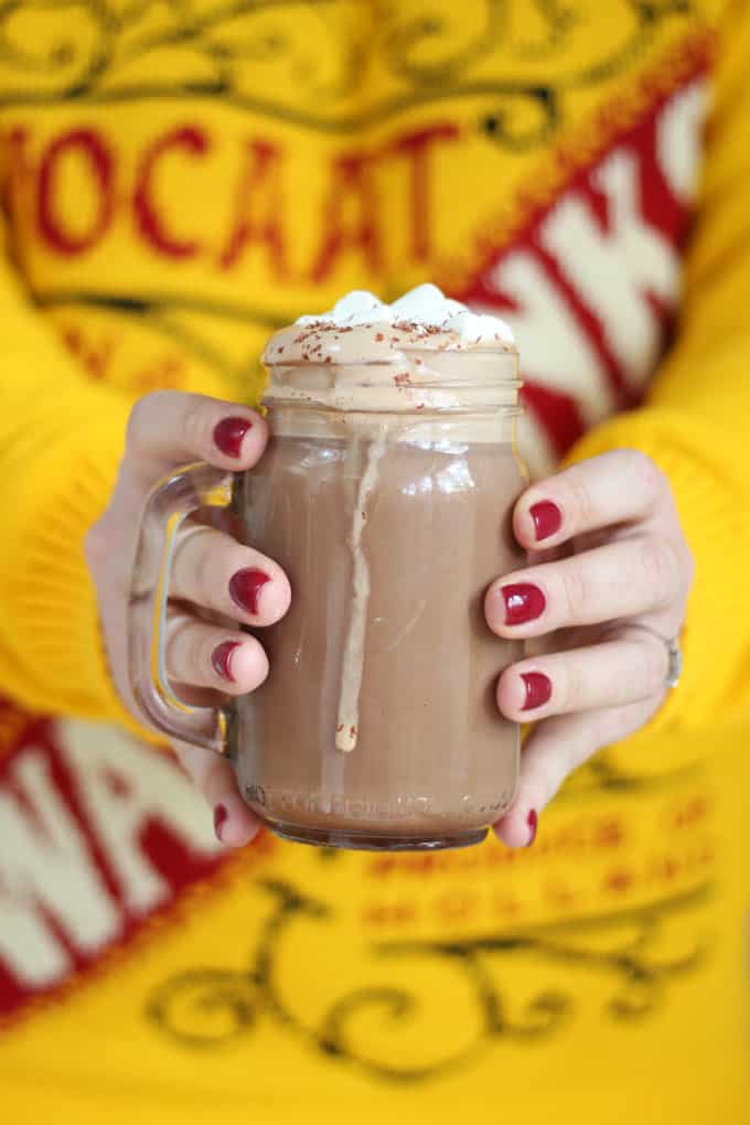 Advocaat Hot Chocolate - The classic Christmas festive drink, the snowball, but transformed into a hot chocolate cocoa drink. A delicious winter warmer cocktail.