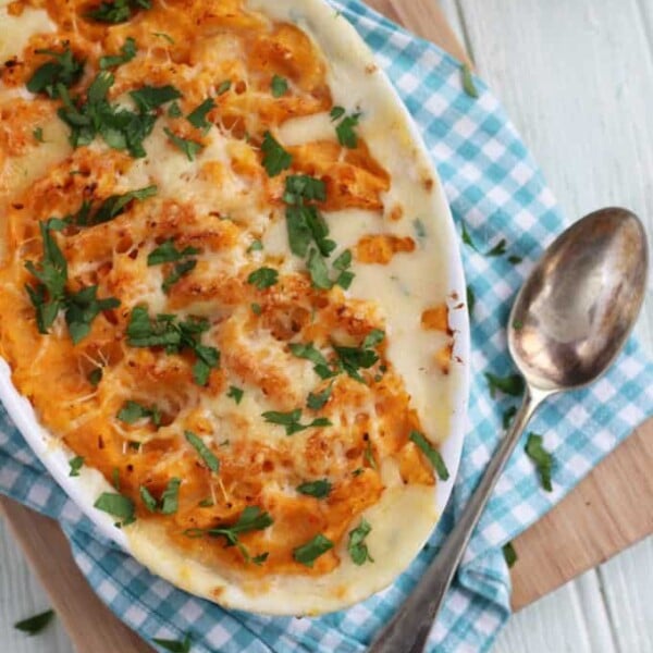 A tasty, family friendly sweet potato topped fish pie. Made with delicious salmon, prawns and parsley sauce.