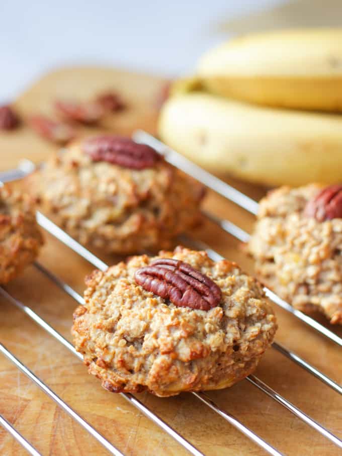 These Easy Breakfast Cookies with Banana and Peanut Butter are the perfect healthy start to your morning. Simple to make, high in protein, gluten free, sugar free and easily adaptable grab and go breakfast!