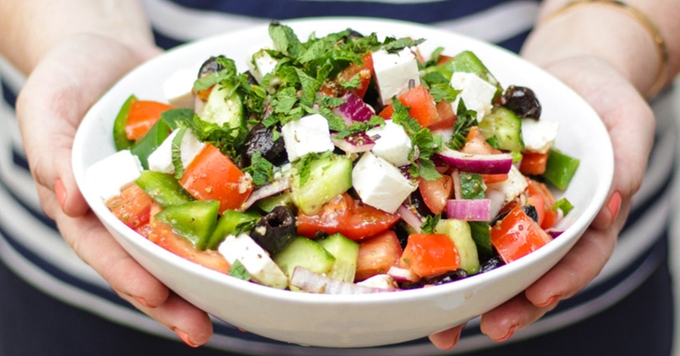 EASY Greek Salad Recipe - Taming Twins