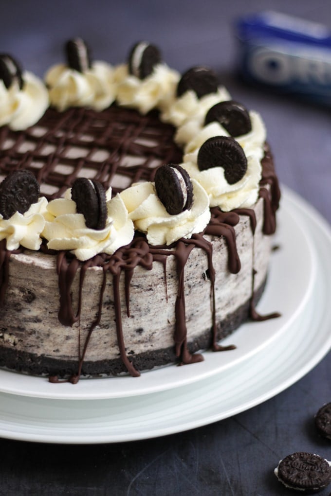 Oreo Cheesecake {EASIEST EVER No Bake Recipe!}