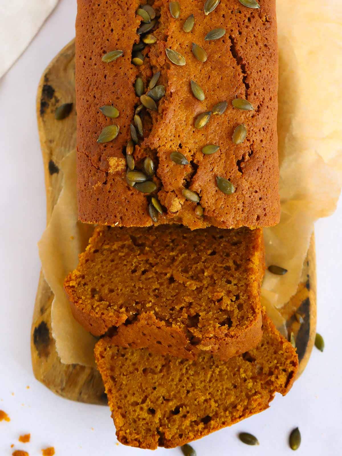 Pumpkin cake recipe the perfect autumn loaf - better than Starbucks!