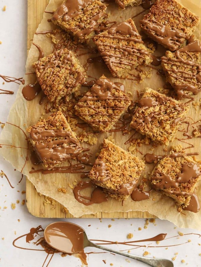How to Make Flapjacks - Quick & Easy {Just 5 Ingredients}