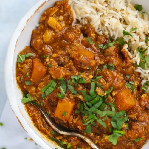 Vegan curry recipe with cauliflower and lentils