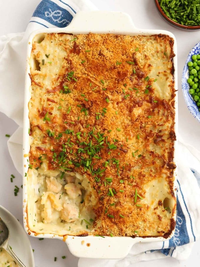 How to make easy fish pie with cheesy mashed potato topping