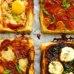 Easy tarts with ready made pastry, goats cheese and tomatoes
