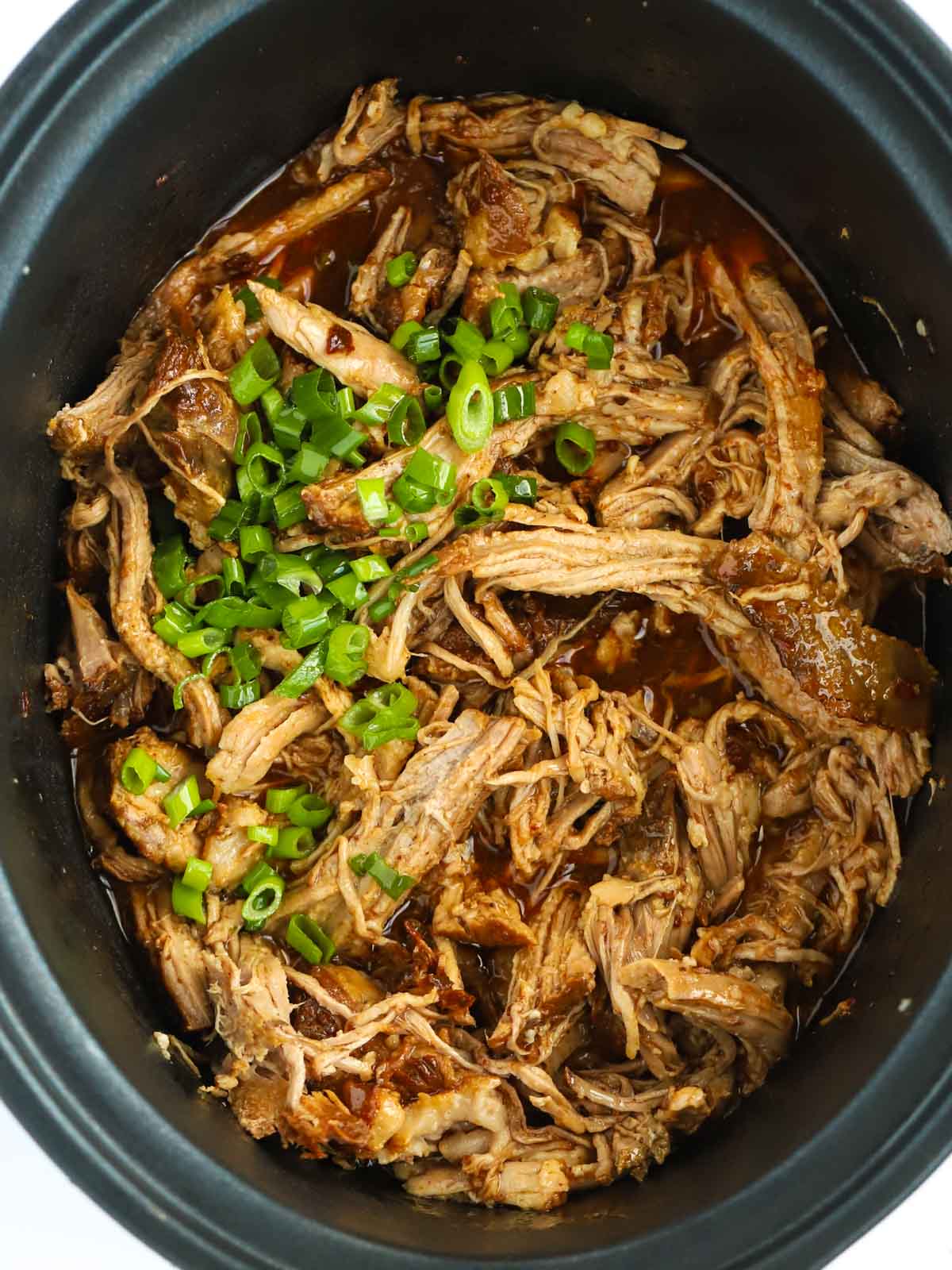 Slow cooker (crockpot) pulled pork recipe with honey and chipotle