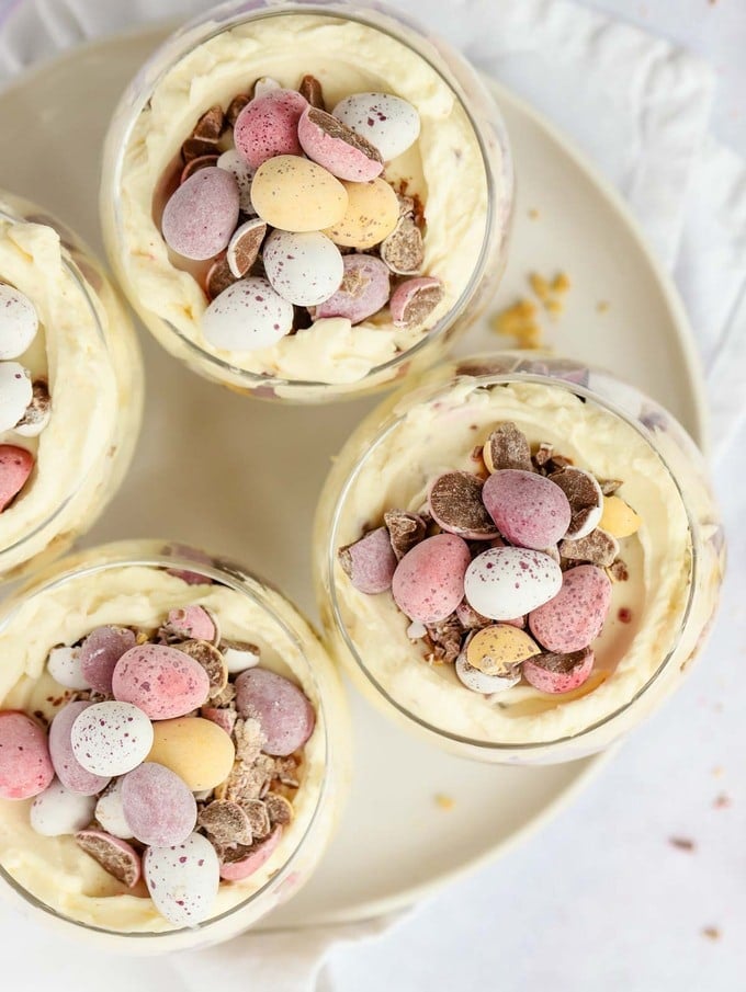 Easy no bake Mini Egg Individual Cheesecake recipe