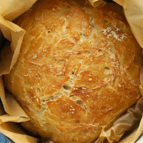 No Knead Bread - Easy overnight loaf cooked in a lidded pan
