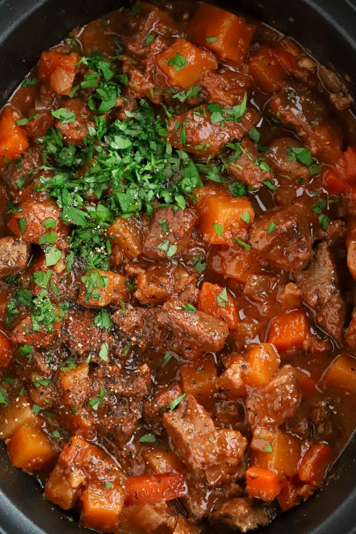 Slow Cooker Beef Stew {with Rich Gravy}
