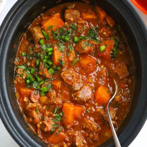 This Slow Cooker Lamb Curry is mixed up in just 5 minutes. This ‘fakeaway’ also happens to be packed with extra veg and super tasty.