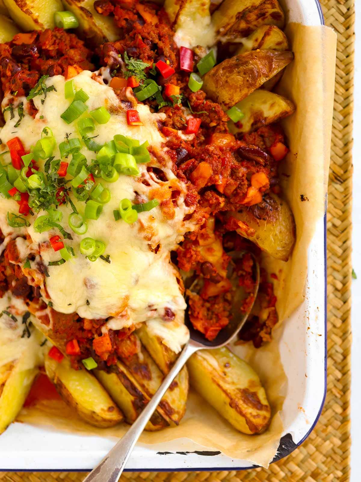 The easiest recipe for loaded wedges with chilli