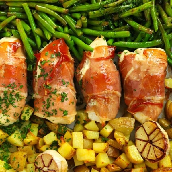 prosciutto wrapped chicken served with Parmentier potatoes and green beans. A simple family recipe