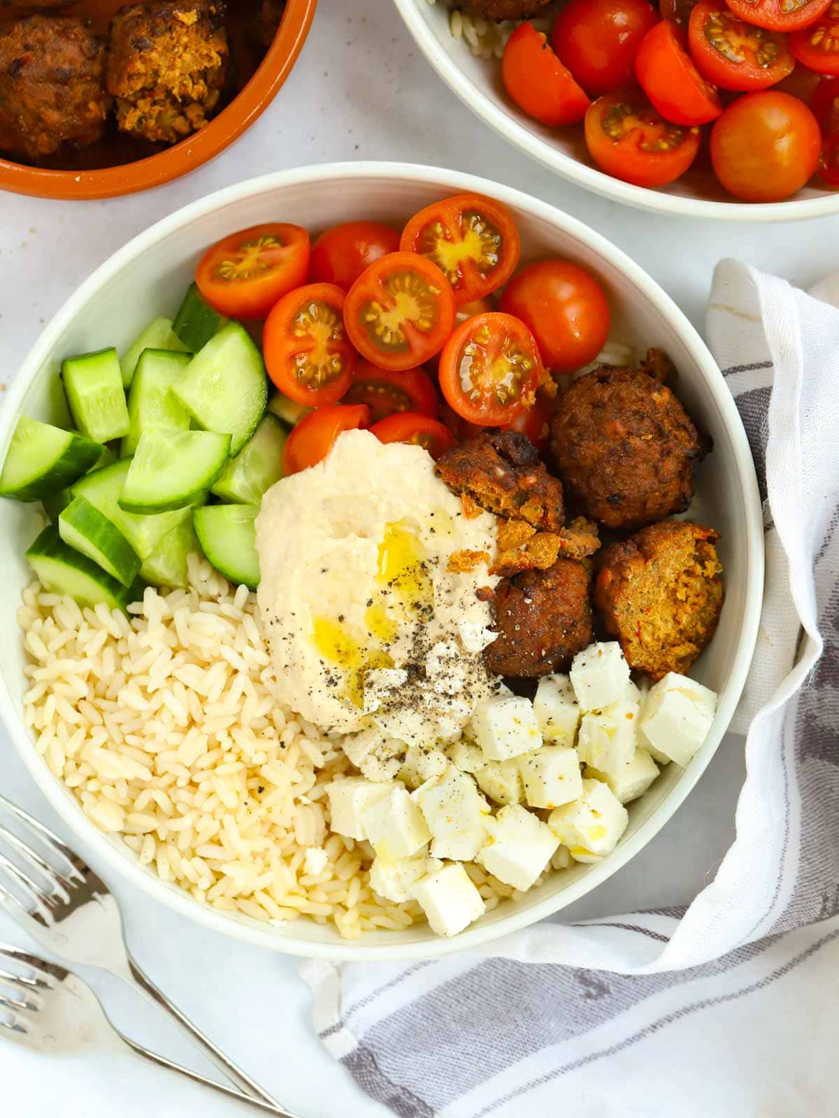 Falafel Hummus and Salad Meal-Prep Bento Boxes