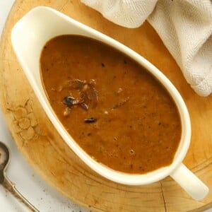 Homemade gravy that outlines how to make red onion gravy recipe.