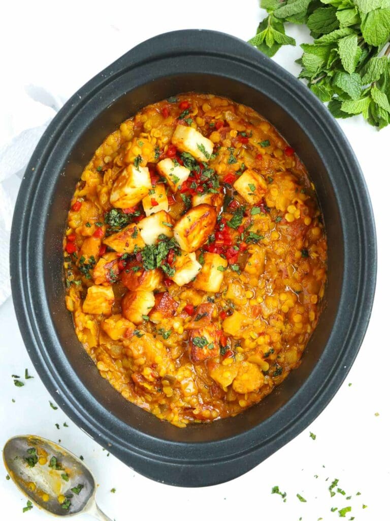 Red Lentil Dahl {Slow Cooker Fakeaways}
