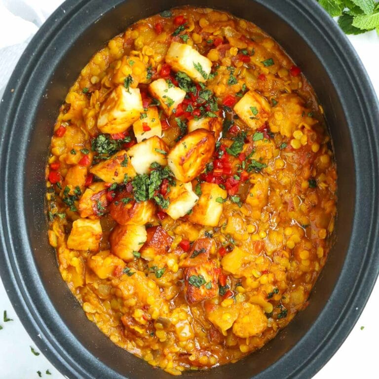 Red Lentil Dahl {Slow Cooker Fakeaways}