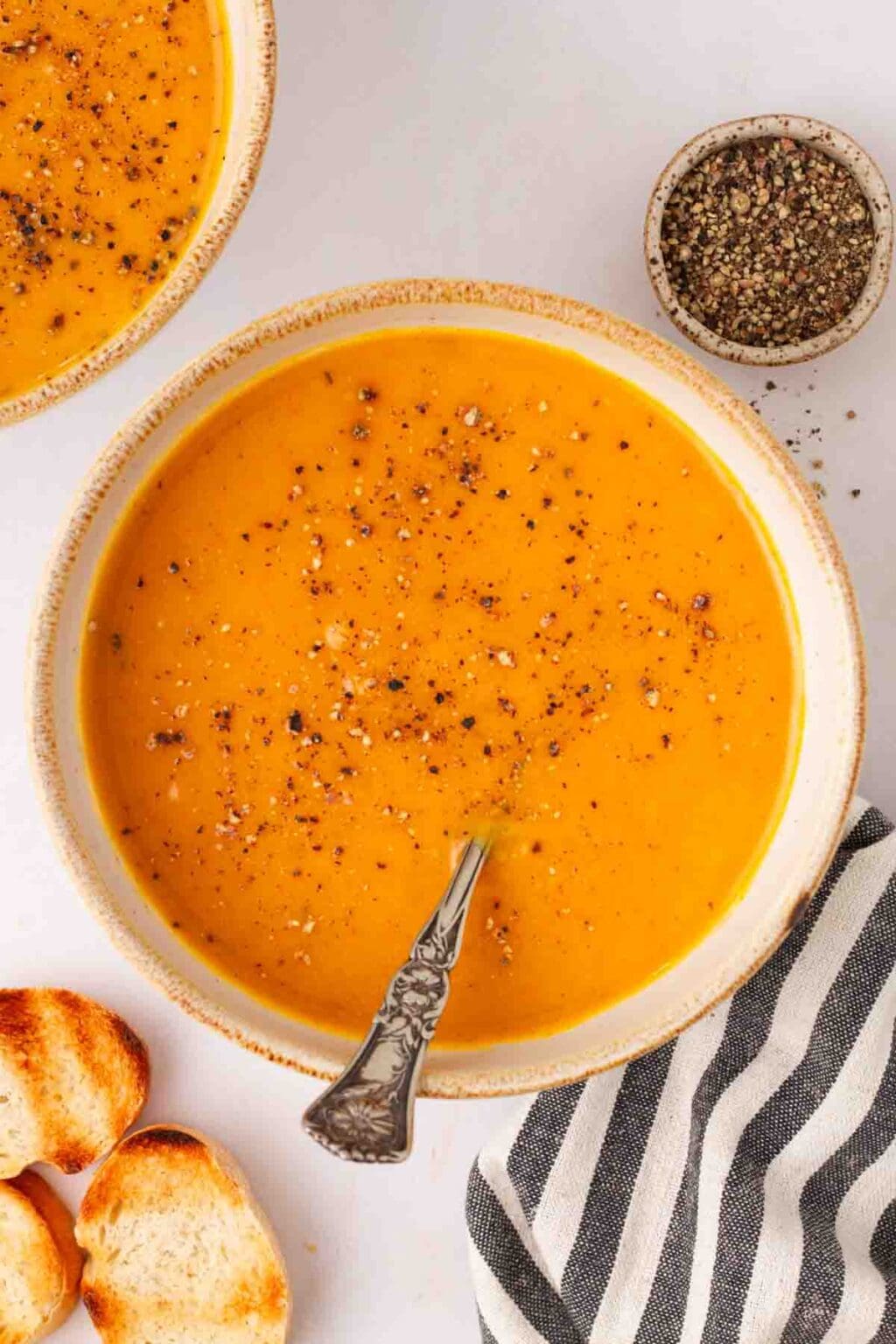 Butternut Squash Soup {Easy Recipe}