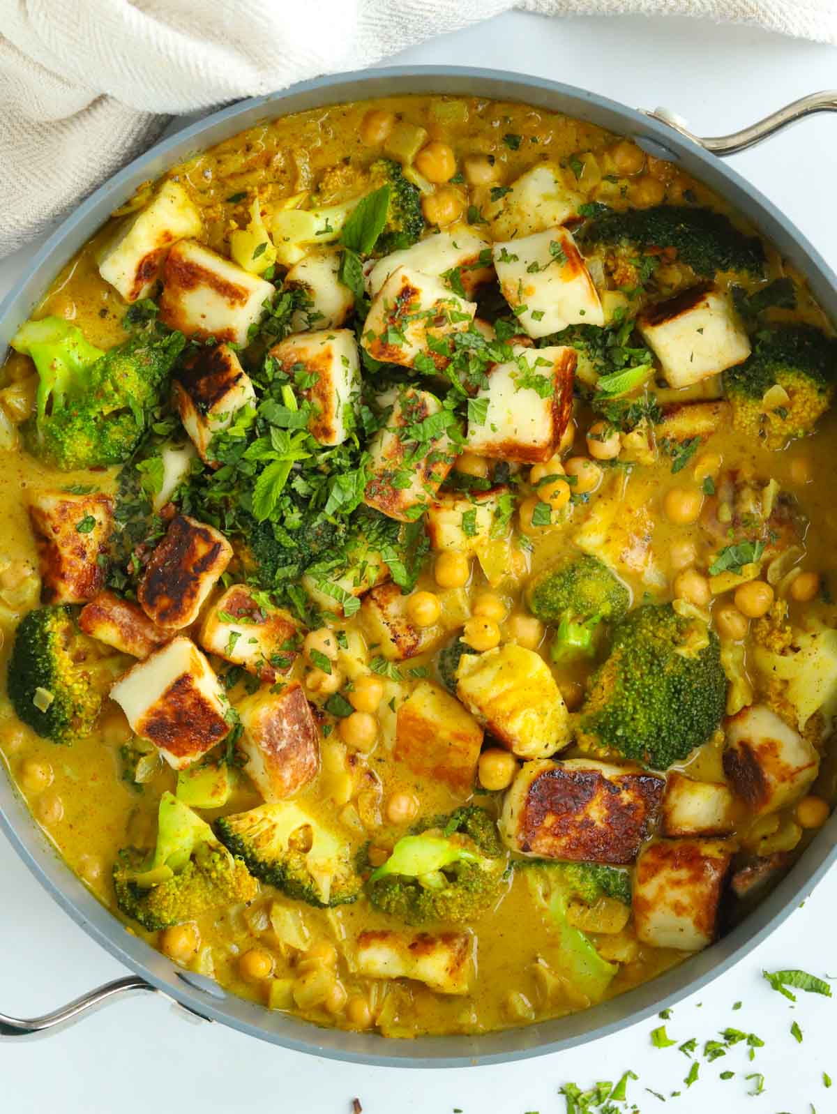 Halloumi Curry in a big pan, ready to serve.