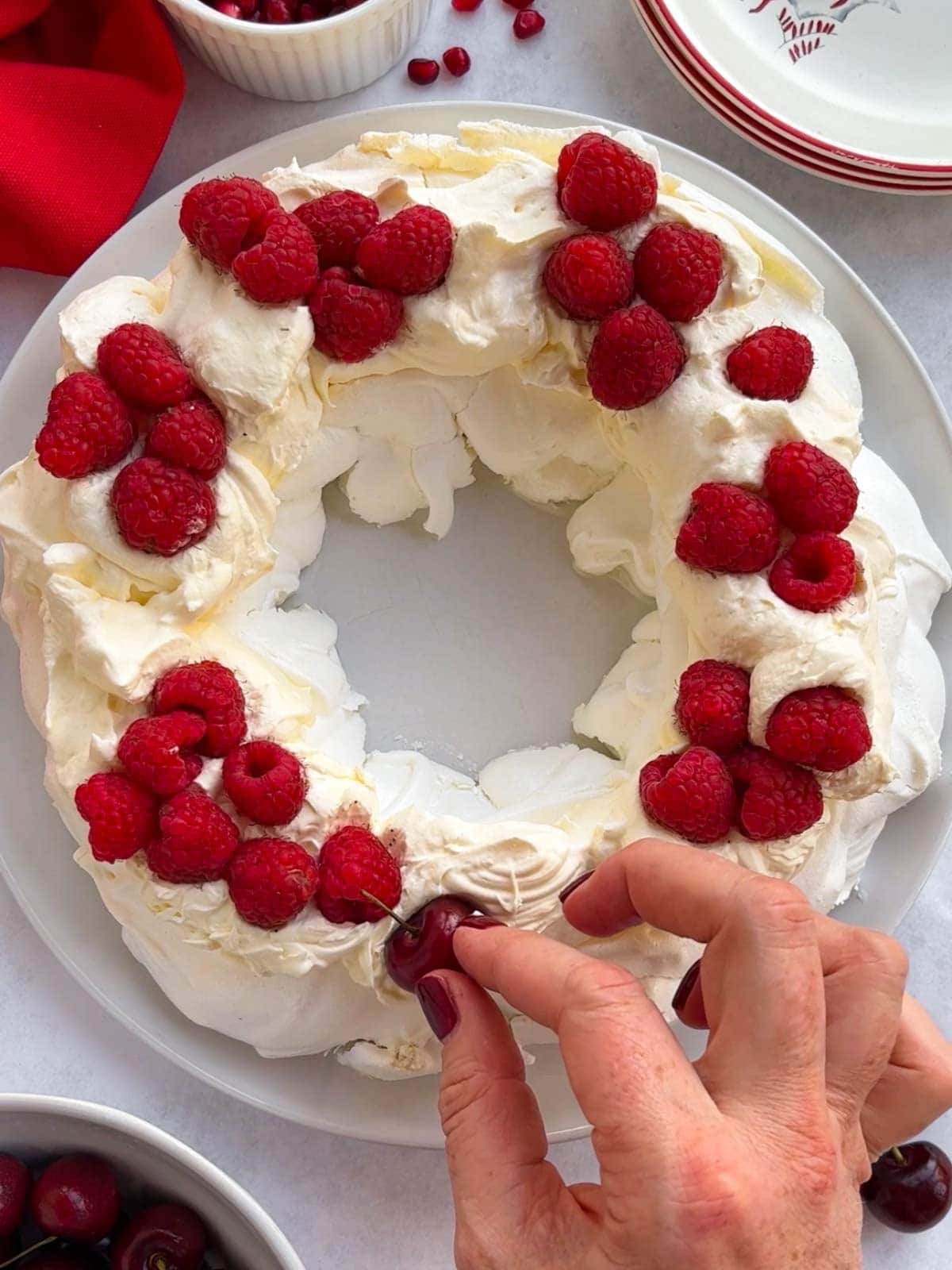 Christmas Wreath Pavlova
