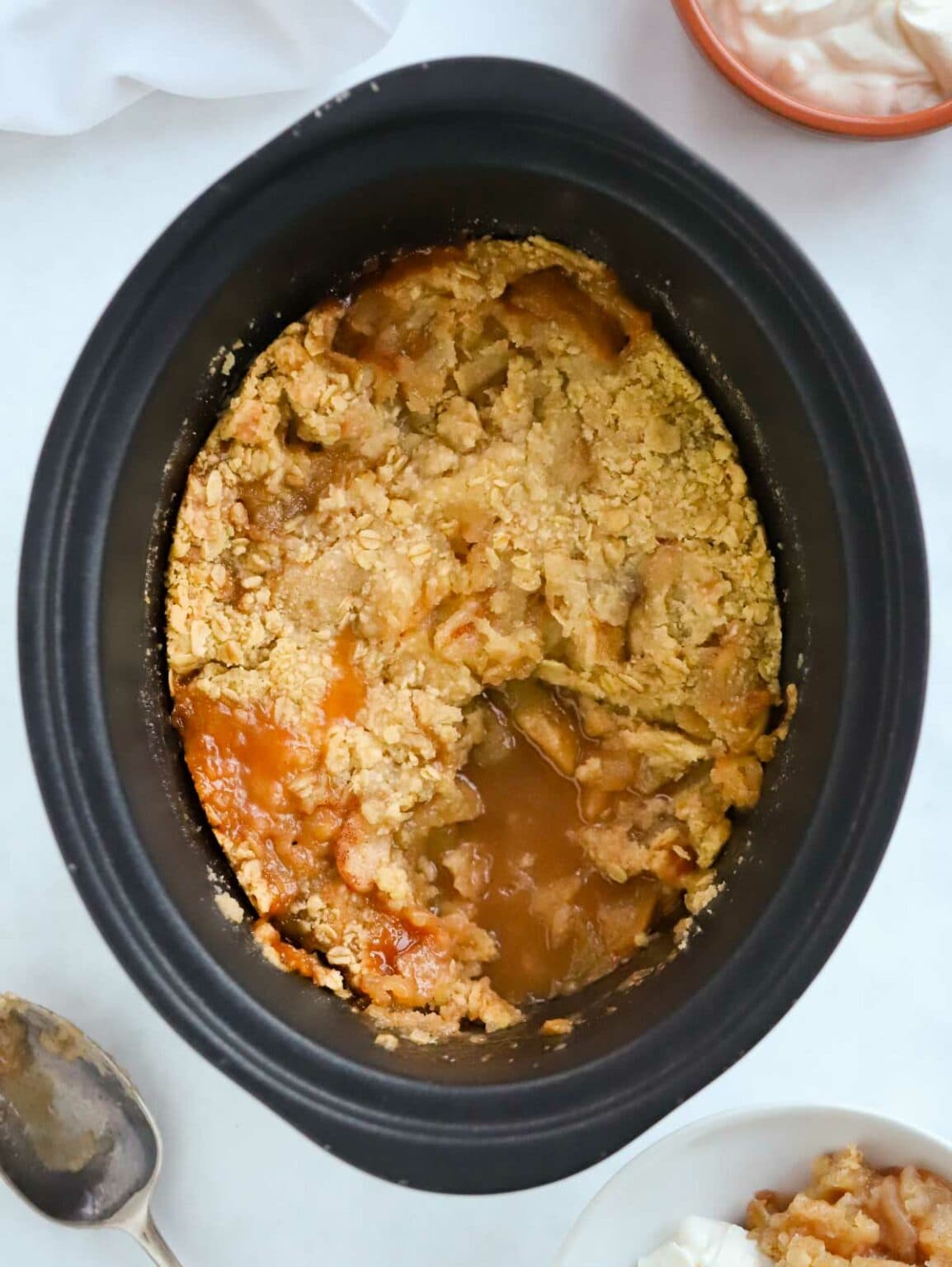 Slow Cooker Apple Crumble