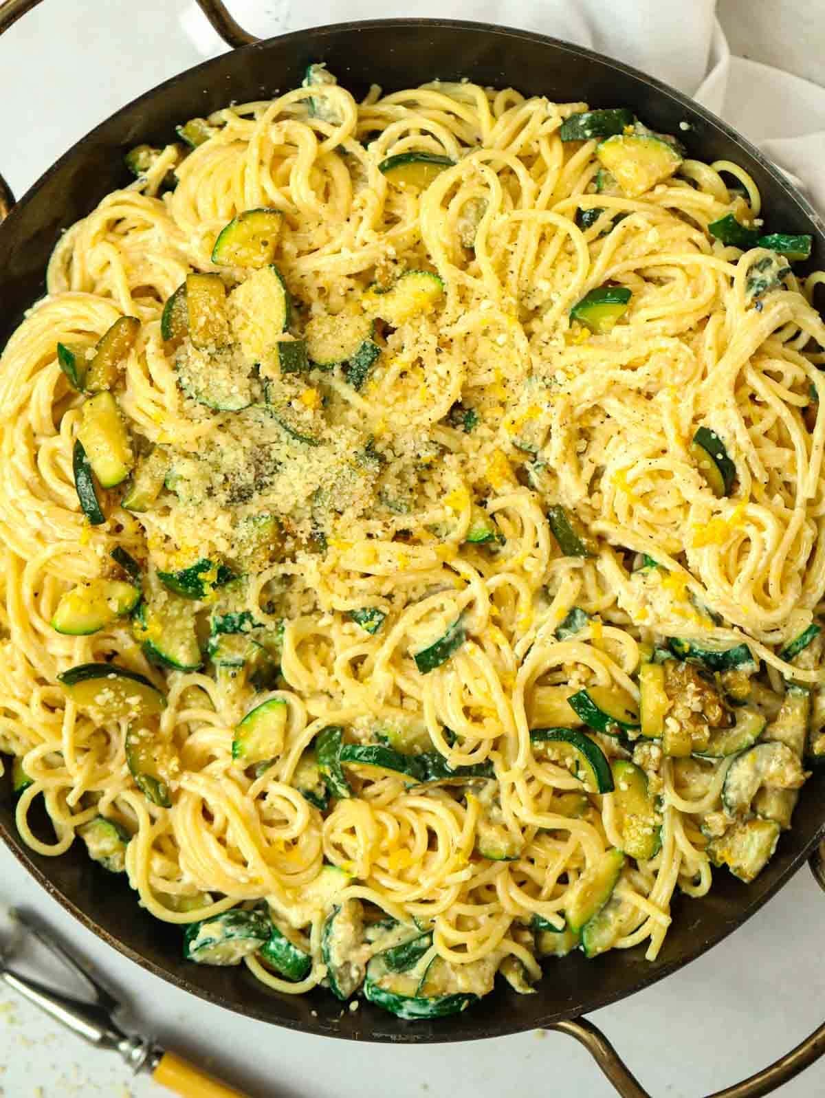 A big pan full of courgette pasta.