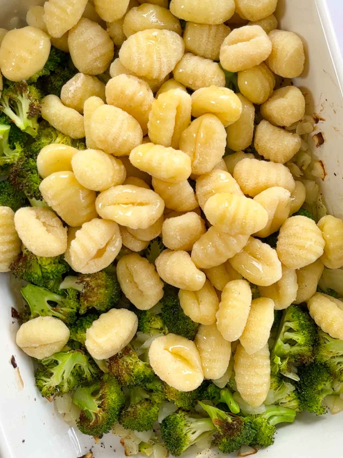 How to make baked gnocchi with cheese and broccoli step 2