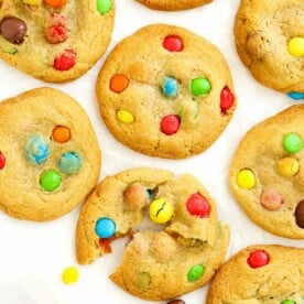 How to make cookies with kids. A simple recipe.