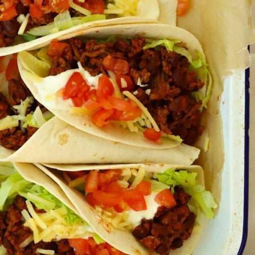 A quick Beef Tacos meal in a tray.