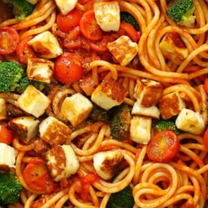 Halloumi and spaghetti mixed together for a delicious 15 minute dish.