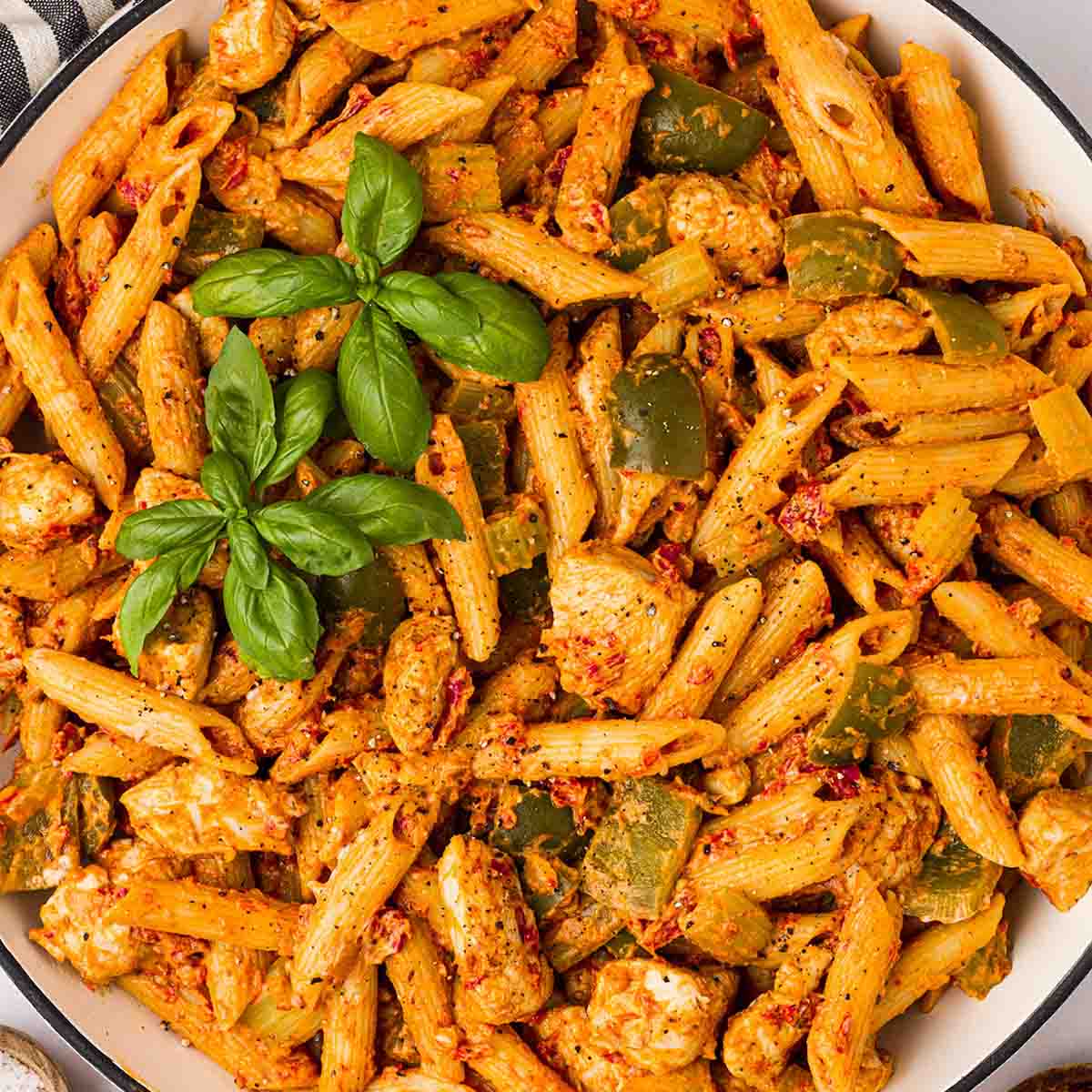 Cajun Chicken Pasta {One Pan Recipe}-image