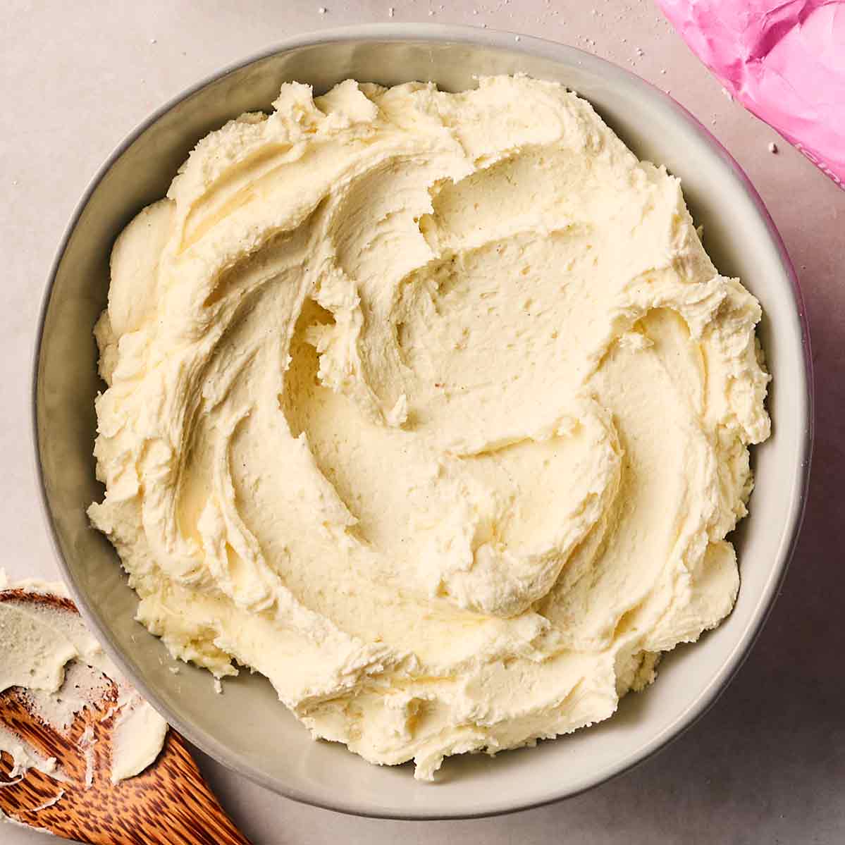 Buttercream Icing Recipe {Step-by-Step Video} - Taming Twins